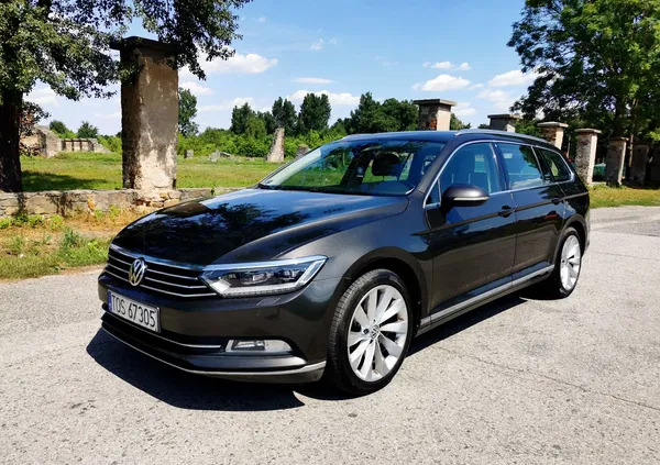 Volkswagen Passat cena 55500 przebieg: 243000, rok produkcji 2016 z Kartuzy małe 379